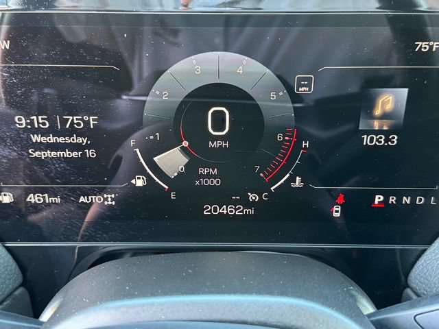Used 2025 GMC Yukon XL Denali AWD/4WD image 28