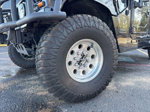 Used 1999 HUMMER H1 4-Door Hard Top image 2