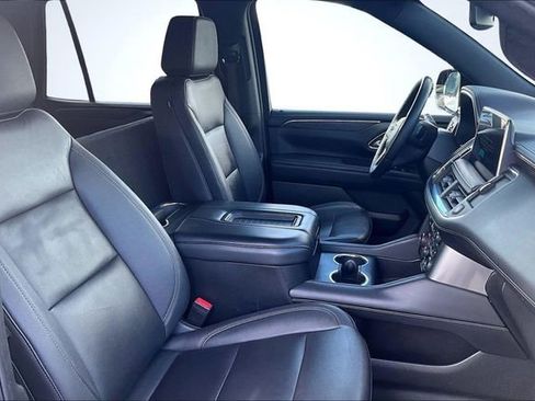 Used 2023 Chevrolet Tahoe LT image 30