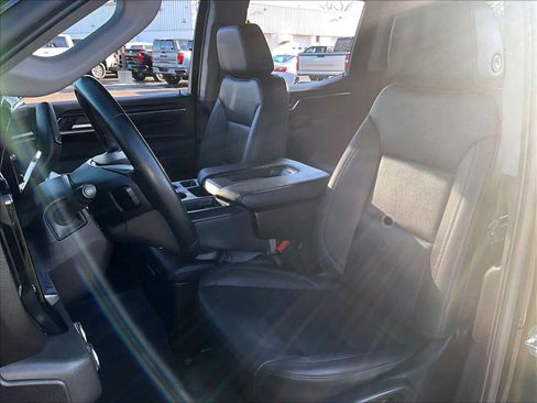 Used 2024 GMC Sierra 1500 SLT image 15