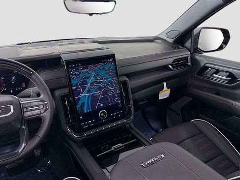 New 2026 GMC Yukon XL AT4 Ultimate AWD/4WD image 24
