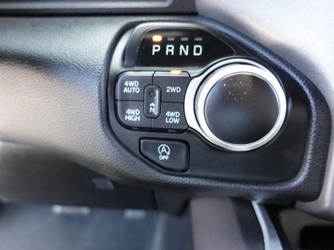 Used 2022 RAM 1500 Big Horn AWD/4WD image 47