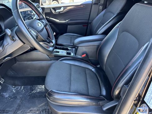 Used 2023 Ford Escape ST-Line w/ Tech Pack #1 FWD image 21