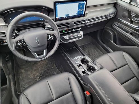 Certified 2024 Lincoln Corsair AWD w/ Equipment Group 101A image 37