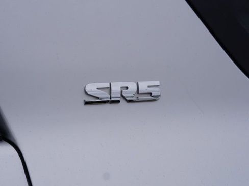 Used 2021 Toyota 4Runner SR5 image 11