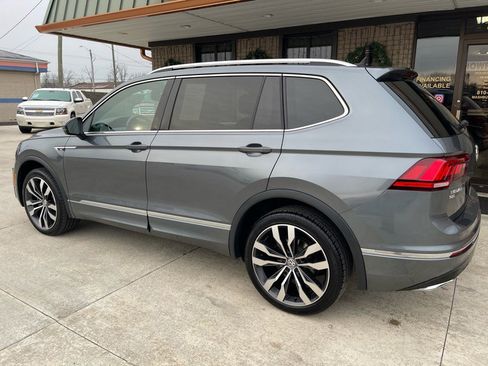 Used 2021 Volkswagen Tiguan SEL Premium R-Line image 15
