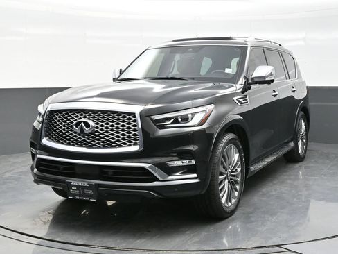 Used 2021 INFINITI QX80 Sensory w/ Cargo Package image 2