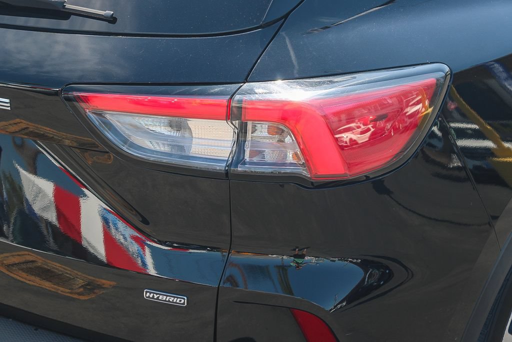 Used 2020 Ford Escape SE Sport FWD image 10