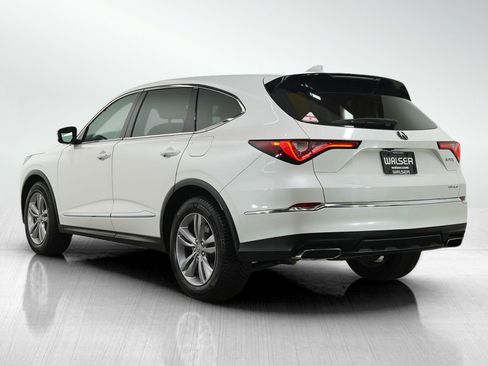 Used 2024 Acura MDX SH-AWD image 3