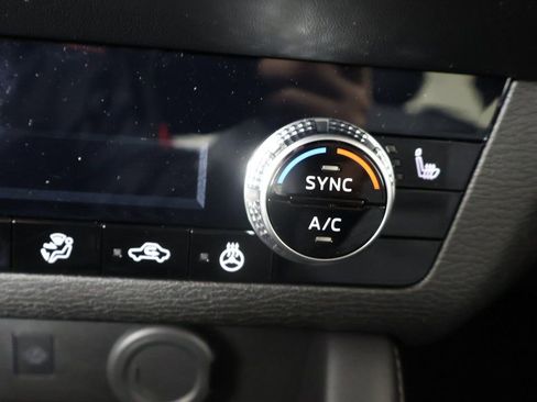 New 2026 Mitsubishi Outlander SE image 51