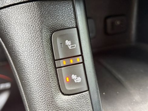 Used 2019 GMC Acadia SLT AWD/4WD image 26