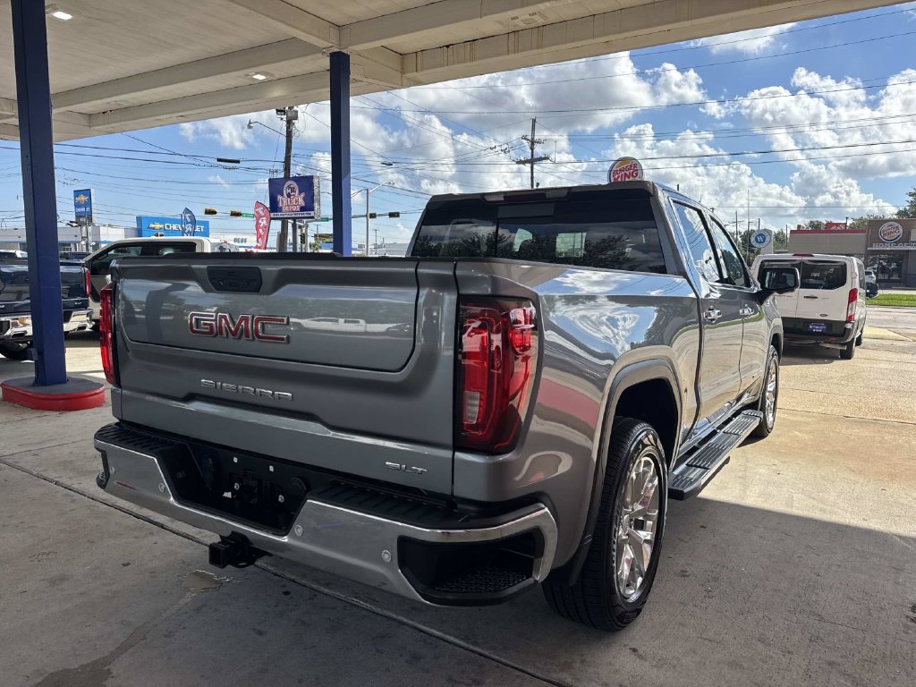 Used 2021 GMC Sierra 1500 SLT RWD image 8