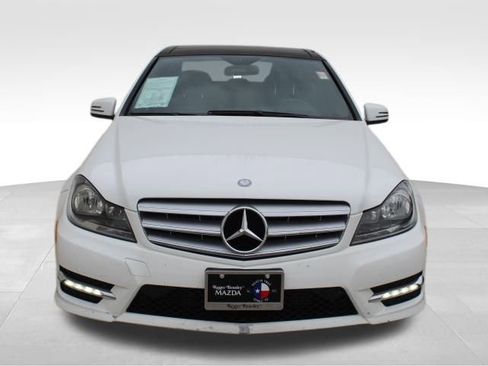 Used 2013 Mercedes-Benz C 250 Sedan image 2