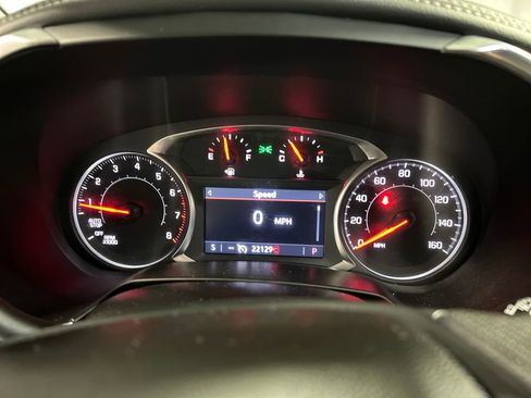 Used 2025 Chevrolet Blazer LT AWD/4WD image 16