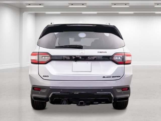 New 2026 Honda Pilot Black Edition image 4