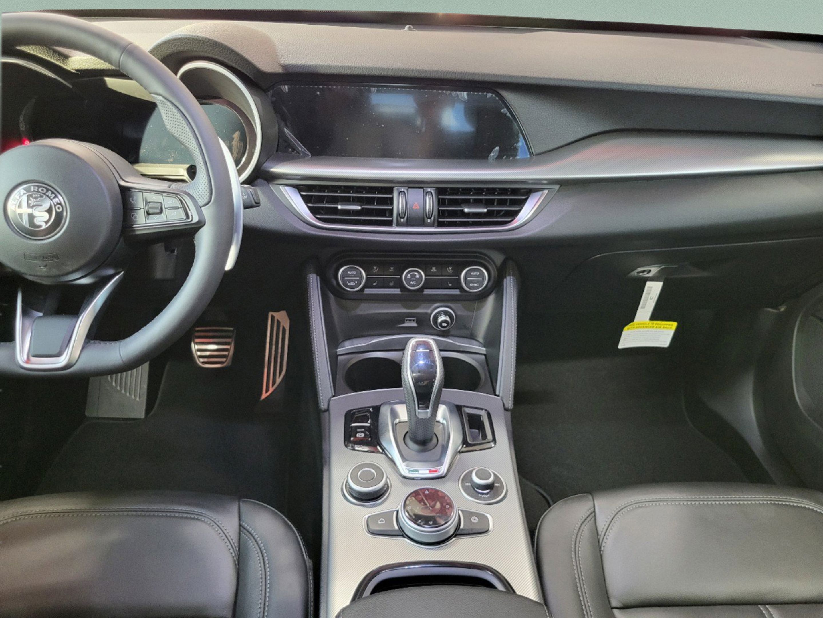 New 2025 Alfa Romeo Stelvio Sprint AWD/4WD image 22