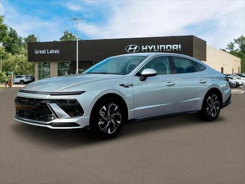 New 2025 Hyundai Sonata SEL image 2
