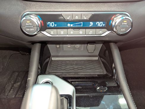 New 2025 Nissan Altima 2.5 SL image 25