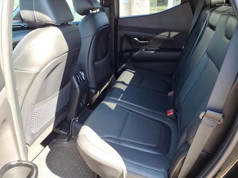 Used 2024 Hyundai Santa Cruz Limited image 24