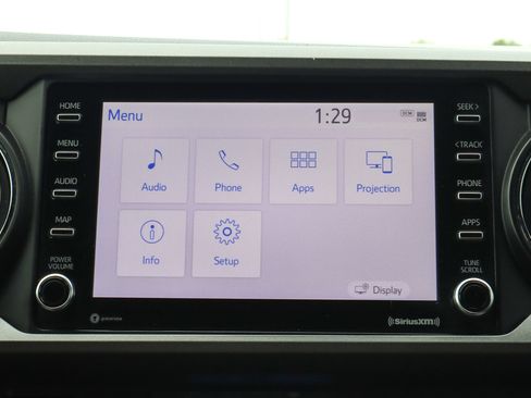 Used 2022 Toyota Tacoma TRD Off-Road image 26