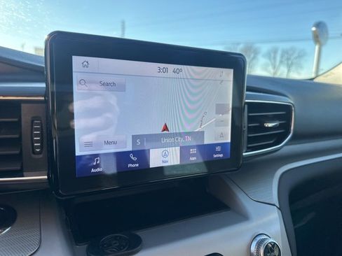 Used 2022 Ford Explorer XLT w/ Equipment Group 202A image 41