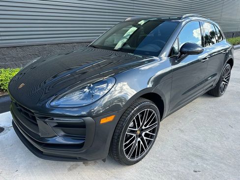 Used 2026 Porsche Macan AWD/4WD image 7