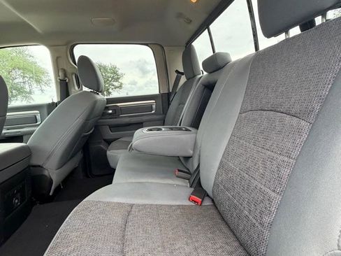Used 2017 RAM 1500 Big Horn RWD image 12