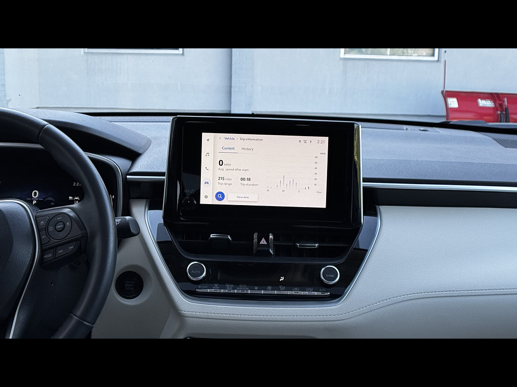 Certified 2024 Toyota Corolla Cross XLE w/ Convenience Package AWD/4WD image 31