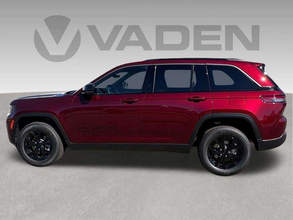 New 2026 Jeep Grand Cherokee Altitude AWD/4WD image 9