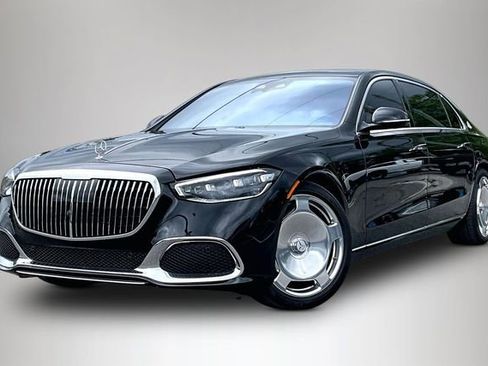 Used 2024 Mercedes-Benz Maybach S 580 4MATIC image 2