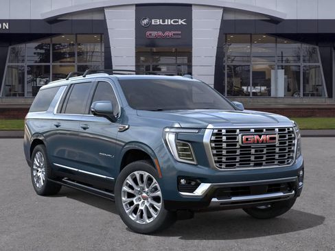 New 2026 GMC Yukon XL Denali w/ Denali Reserve Package AWD/4WD image 7