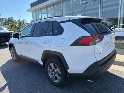 Used 2024 Toyota RAV4 XLE w/ Convenience Package AWD/4WD image 3