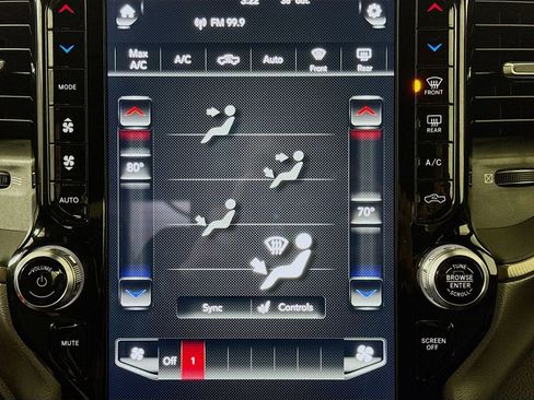 Used 2020 RAM 1500 Rebel image 14