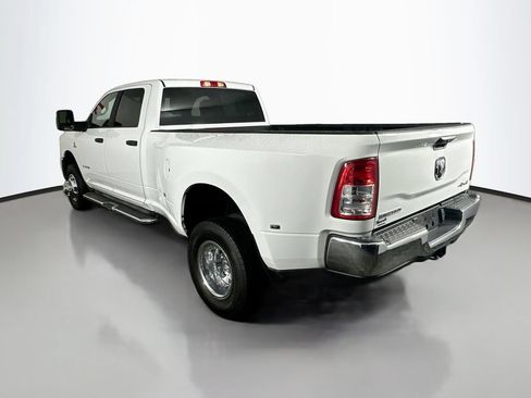 Used 2024 RAM 3500 Big Horn AWD/4WD image 5