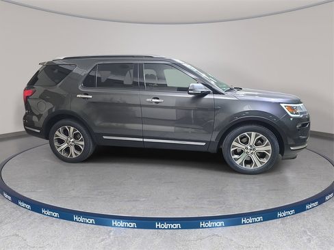 Used 2018 Ford Explorer Platinum image 5