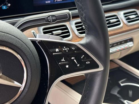 Used 2025 Mercedes-Benz GLE 350 4MATIC image 33
