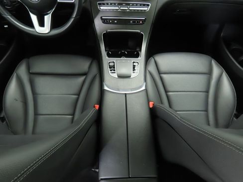 Certified 2022 Mercedes-Benz GLC 300 image 16