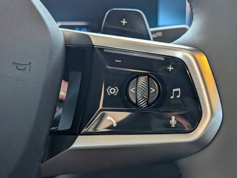 New 2027 BMW 550e xDrive AWD/4WD image 21