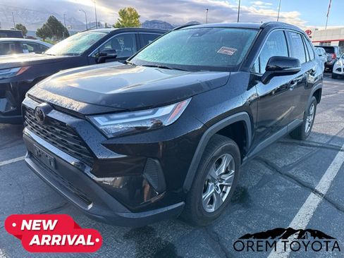 Used 2024 Toyota RAV4 XLE w/ Weather Package AWD/4WD image 7