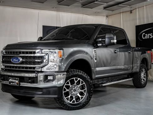 Used 2020 Ford F250 Lariat w/ Lariat Ultimate Package AWD/4WD image 4