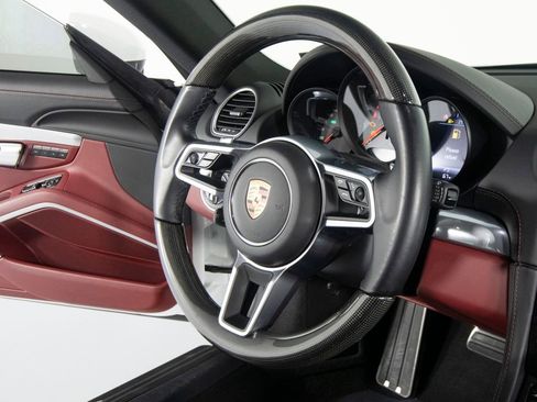Certified 2024 Porsche 718 Cayman S RWD image 36