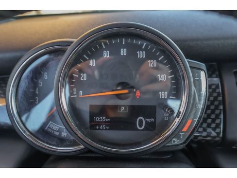 Used 2018 MINI Cooper S image 19