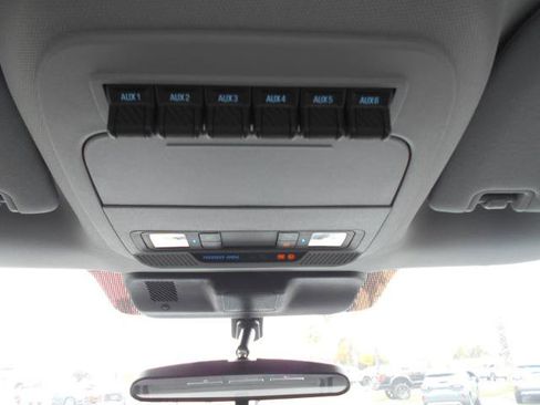 Used 2024 Ford F550 2WD Regular Cab Super Duty image 14