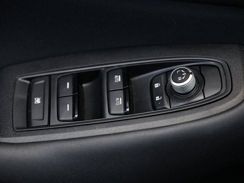 Used 2022 Subaru Outback Premium image 18