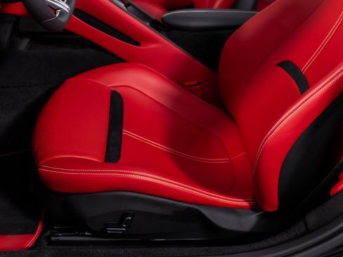 Certified 2024 Ferrari Roma Spider image 40