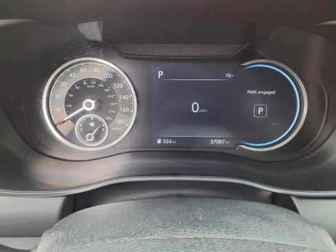 Used 2022 Genesis G70 2.0T w/ Prestige Package image 24