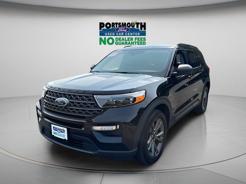Used 2021 Ford Explorer XLT w/ Equipment Group 202A AWD/4WD image 25