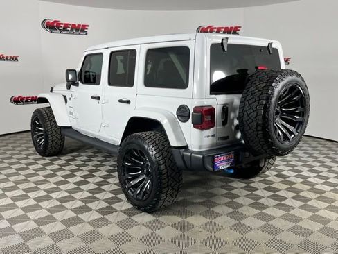 Used 2023 Jeep Wrangler Unlimited Sahara AWD/4WD image 6