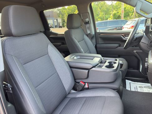 Used 2023 Chevrolet Silverado 1500 LT AWD/4WD image 10