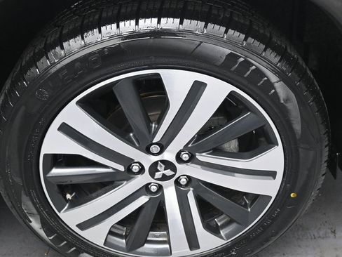 Used 2023 Mitsubishi Outlander Sport SE image 37